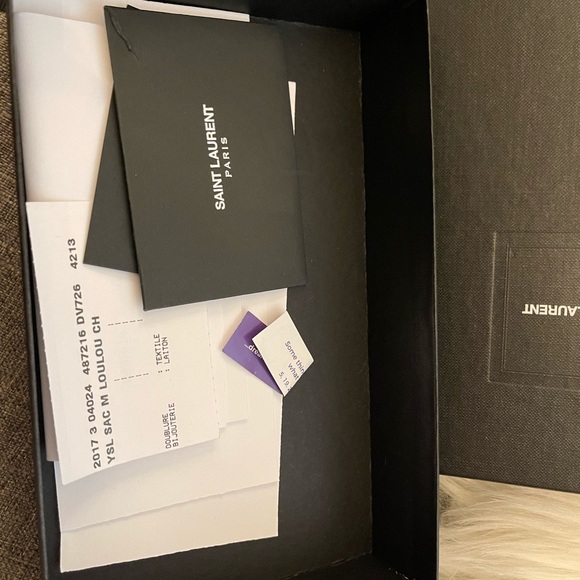 🚫$SOLD$🚫Authentic Saint Laurent Wallet - Picture 2 of 6